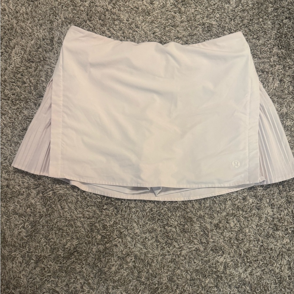Lululemon Peak Pleat White Skirt